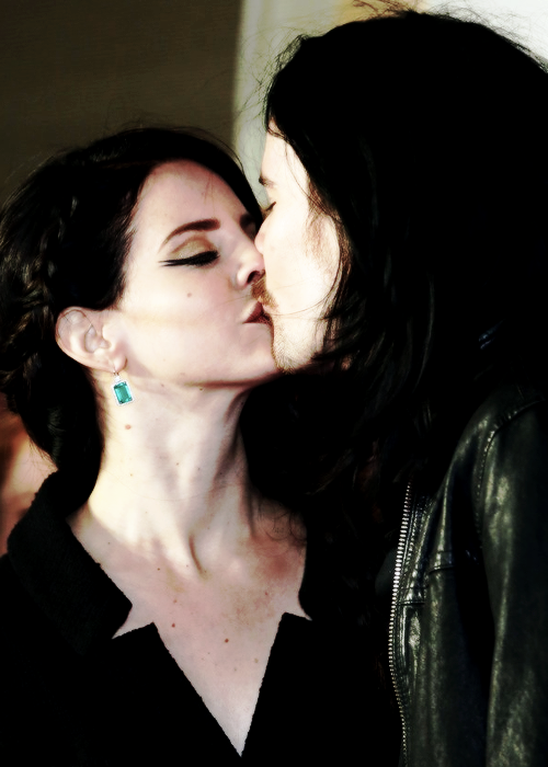No, stop! She is mine.