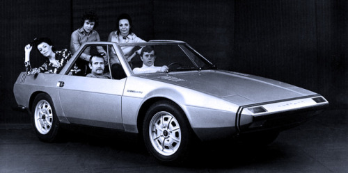 carsthatnevermadeitetc:Karmann Cheetah, 1971, by Italdesign. Another Geneva debutant which carried h