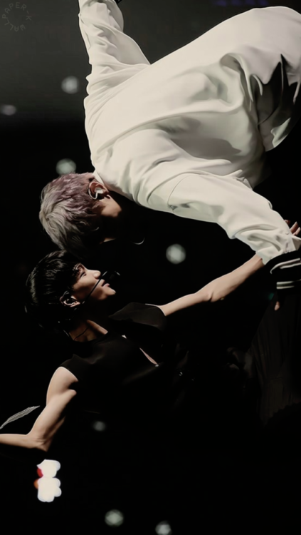 『CHANYEOL + KAI』chan!kaisaved? reblog or like© fantaken owners