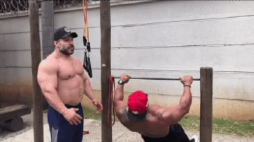 thickmusclesworld:Fernando Noronha Maradona and Christian Lucena - shirtless buddybuilding 3