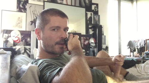 edgeaddicted:  poppersniff:  Oh, God YESSSSSSSSSSSSSSSSS!!!  HANDSOME POPPERBATOR.