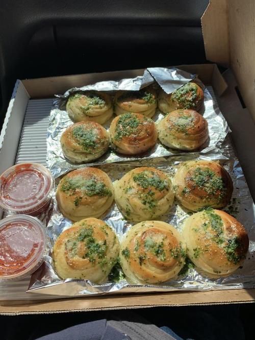 foods-for-dummies:12 garlic knots from A Slice of New York in San Jose | More?Looks yummy…bad