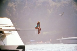 historium:  Princess Diana on a yacht in