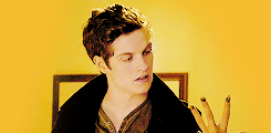 maliasfur:  requested by anonymous ≡ isaac lahey   yellow 