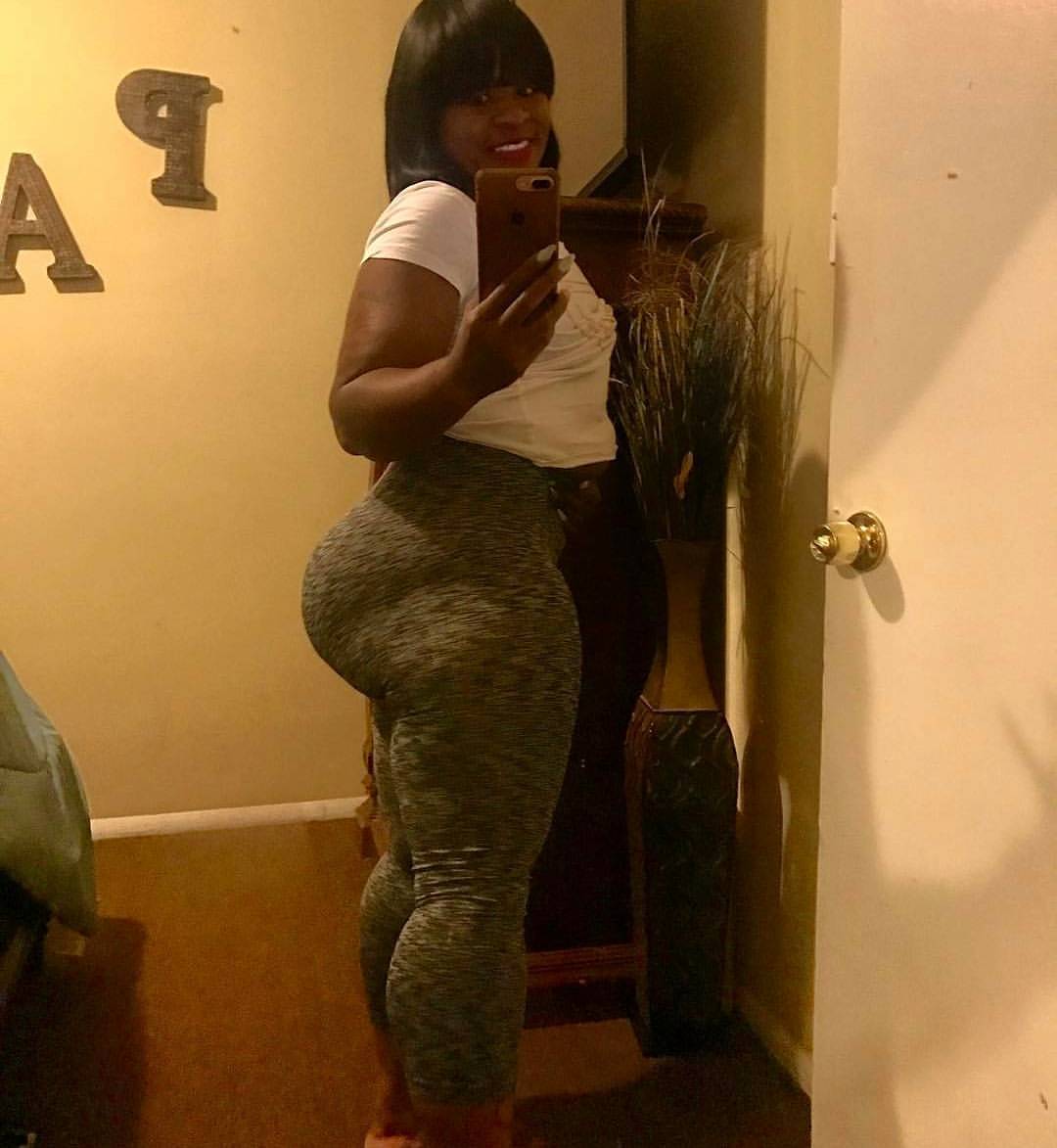 kornbredfed: K O R N B E E D F E D  @justjuciy00 @justjuciy00  Side Pic On Fleek🔥🔥🔥🔥