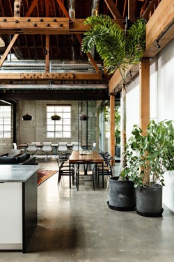 justthedesign:  Dining Room Design By Jessica Helgerson Interior Design. Photography by Lincoln Barbour 