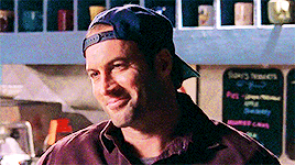 peppahwood:He seems to like you.And you’re judging this by what?By they way he looked at you.