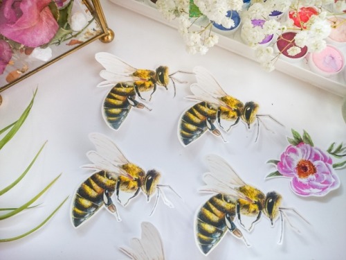 Bee stickers // Etsy