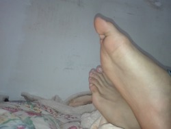 This is my male feet ;)