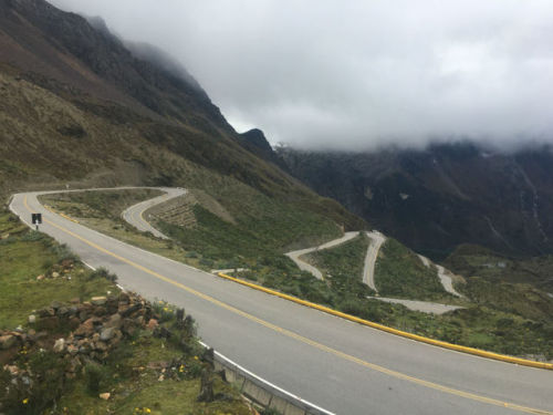 Lake Paron + Tunnel Punta Olimpica Resting at 4,200 metres, Lake Parón is the largest lake in the Co