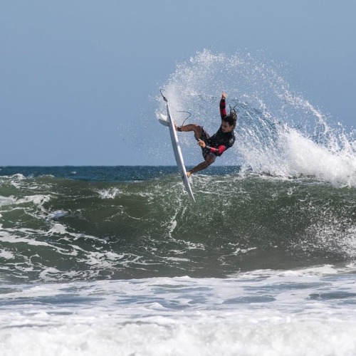 Our Twin Fin model is easily a team favorite. #rustysurfboards #ourkind--@pamadavies riding the Twin