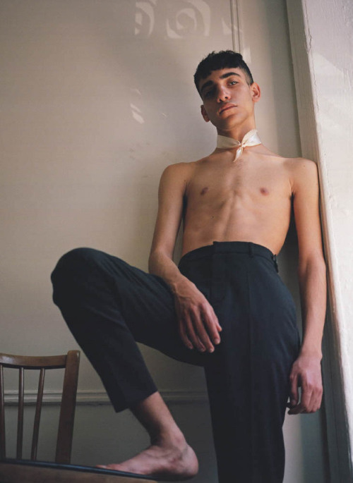 justdropithere:Omar Ahmed by Lauren Field - Coeval Magazine