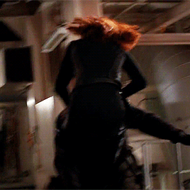 buckynatashas:  Aim for the neck.
