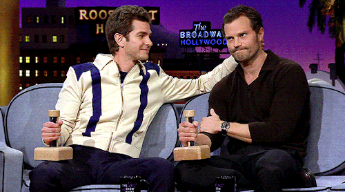 ANDREW GARFIELD & JAMIE DORNAN The Late Late Show With James Corden (11/11/2021)