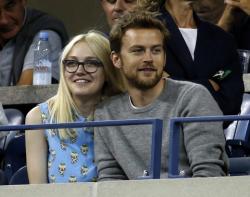 thatfuckingcrowv2:  the-great-gabbity:  adalias:  thejupiterqueen:  19 year old Dakota Fanning with 32 year old boyfriend, Jamie Strachan.  goals  such goals,  yall got goals to age like milk? how she look 11 21 and 80 all at once 