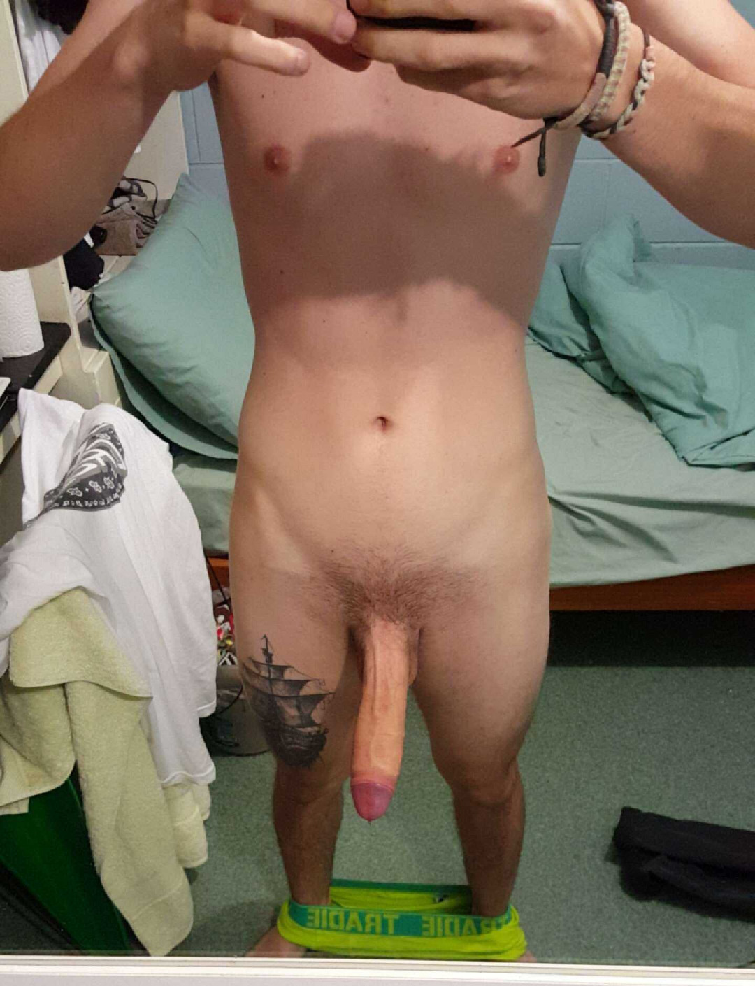 argen-ladd:  Delicias al palo!!!  Visit: http://argen-ladd.tumblr.com for lots more!!!
