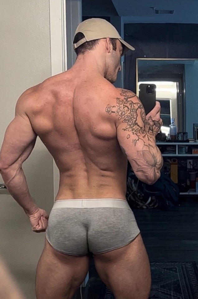 muscleinbriefs-deactivated20230: