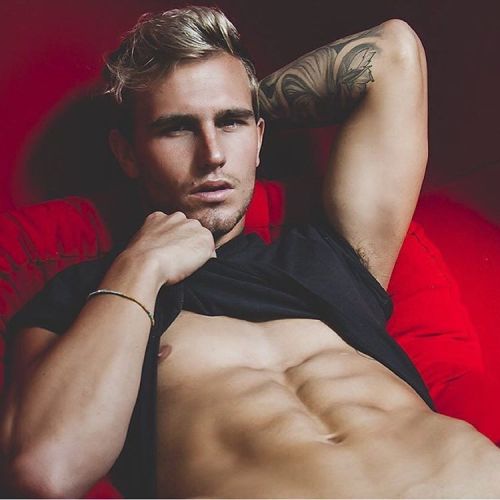 Red, such a vibrant color. Up against the sexy looks and fine physique of @jakewattsmodel, it takes 