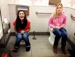 dimitrivegas:  Pooping girls