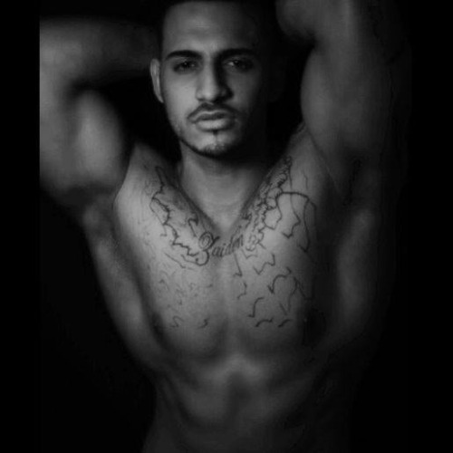 bxsexylatino:  Saury the sexiest man in NYC!!!