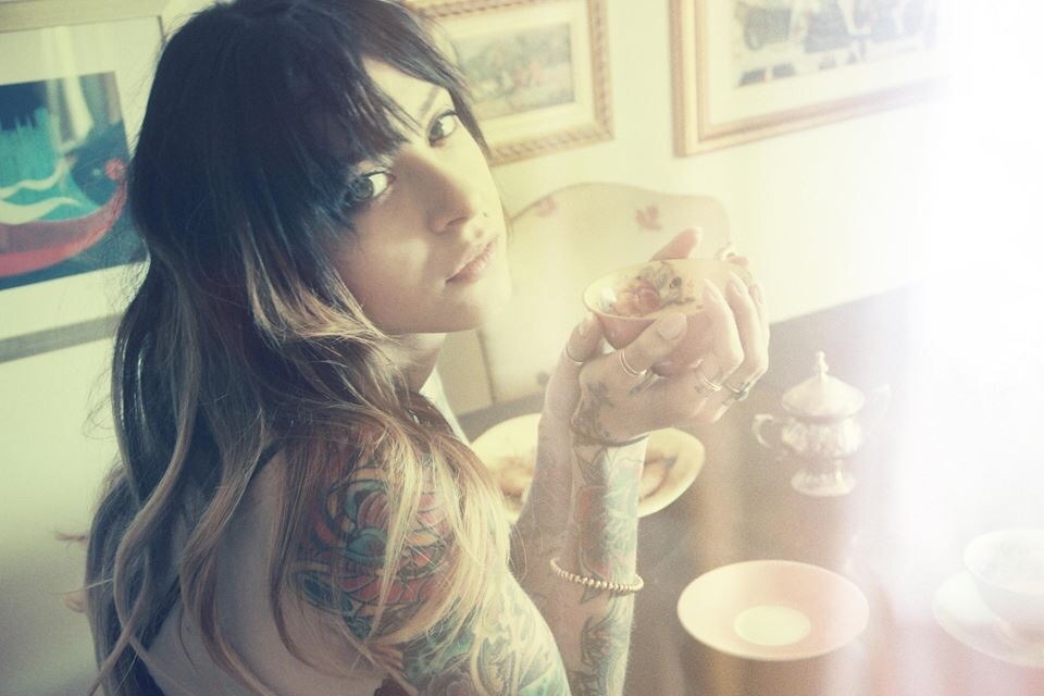 gogoblackwater:  Morning cuppa with anxietyexplosion ❤️❤️ 