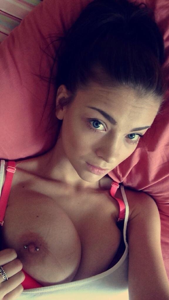 emelia-paige:  Me.  💋