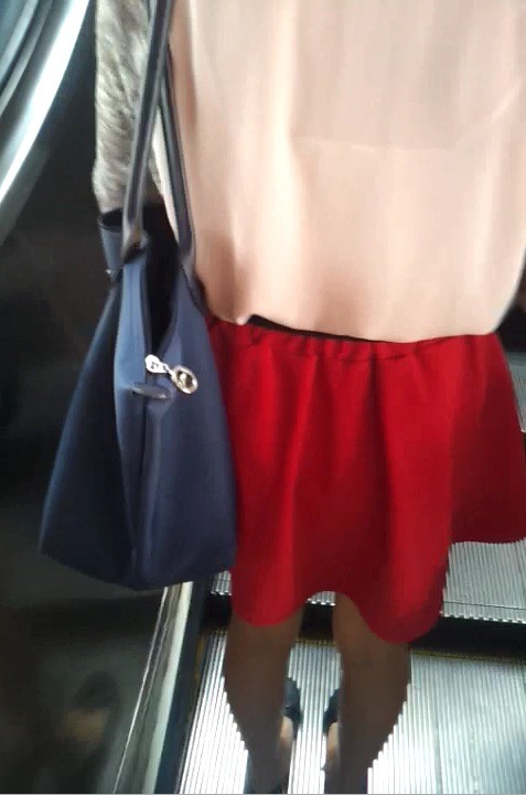 sgstreetsnipe: Innocent SYT in red flare skirt, oblivious even when I took up position opposite her 