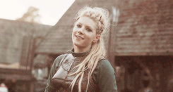 queen-of-ashes:  It was very hard for her to leave Kattegat. She was born here, she