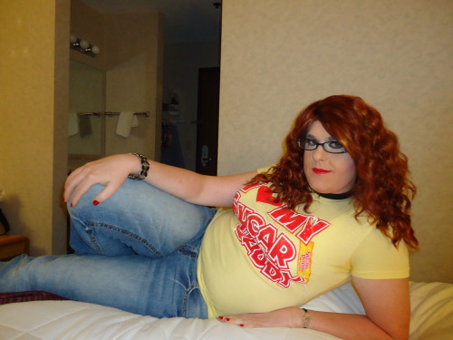 hotironpubes:  wendycdvixen:  This is me when i’m a little on the heavy side.    More lik