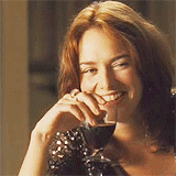 milfannatorv:  Imagine me and you Luce: The lily means, “I dare you to love me”. 