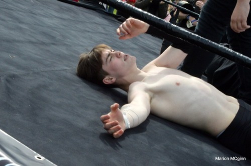 TWINK JOBBER TARGETTED BY BRUTAL HEEL&hellip;. SQUASHED