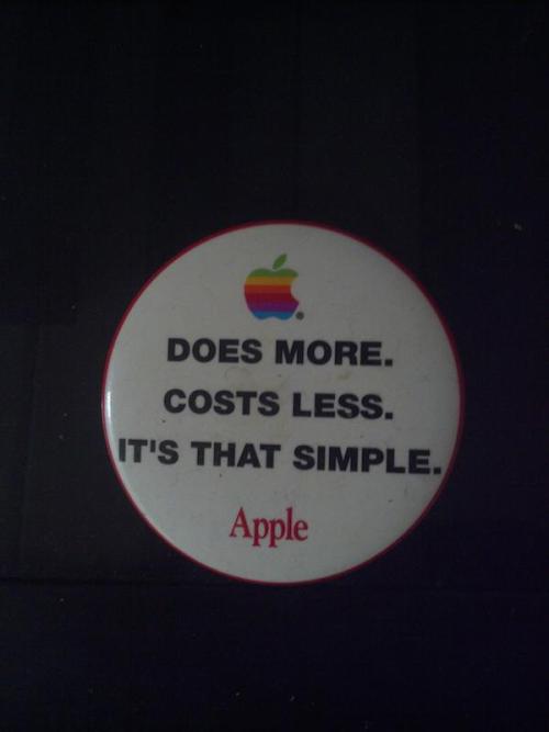 spooky-lena:goldbloodedbeast:theamazingindi:stunningpicture:A very old button.that philosophy sure a