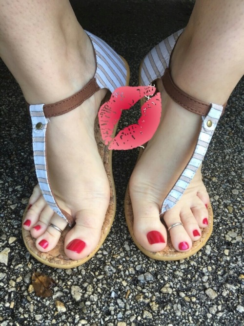 soso31-blog: Pretty feet ❤