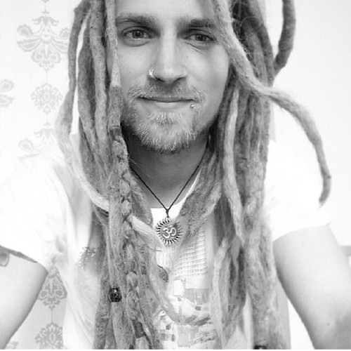 jewleighuh:Beautiful #dreads #rasta