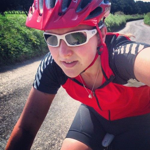 kimbarber4: Selfie whilst riding my bike #selfie #cyclingadventures #cycling #cyclingeverywhere #cyc