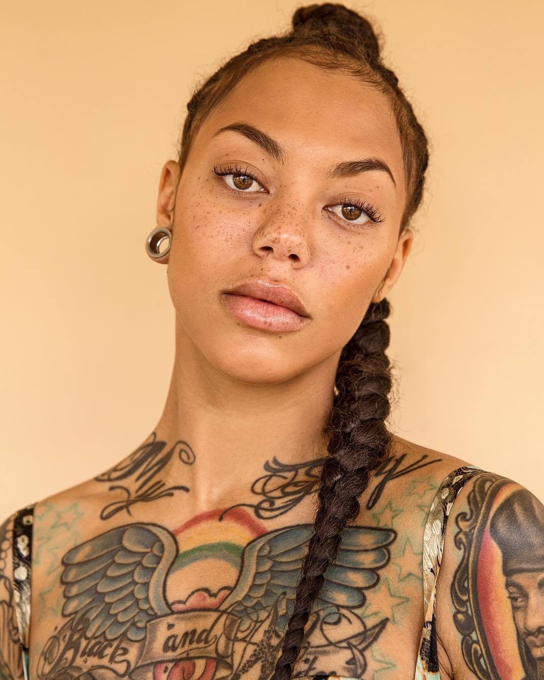 arutai:  Miryam Lumpini by Ryan Stokes