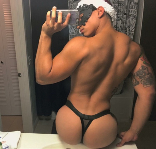 hothunks-bubblebutts:  IG: fulltimepapi adult photos