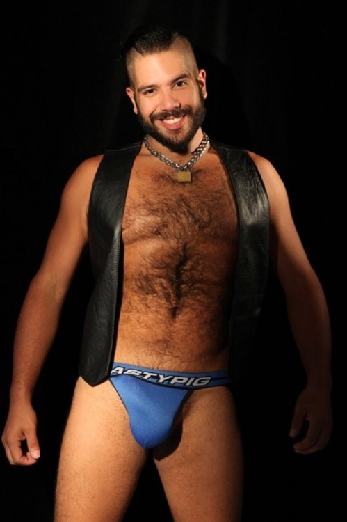 gearessentials:  Keep Your PRICK THICKER with a Cockring