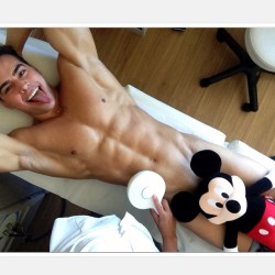 Oh MICKEY you so fine :/