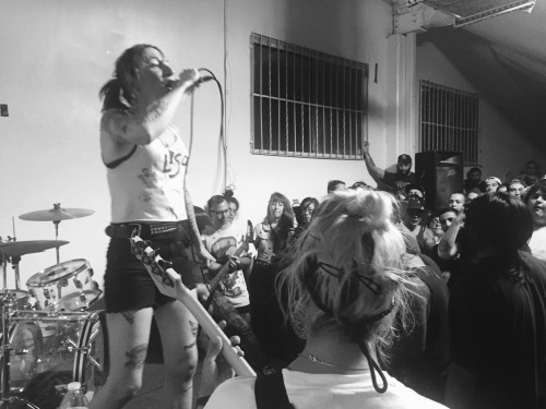 queer-punk:GLOSS