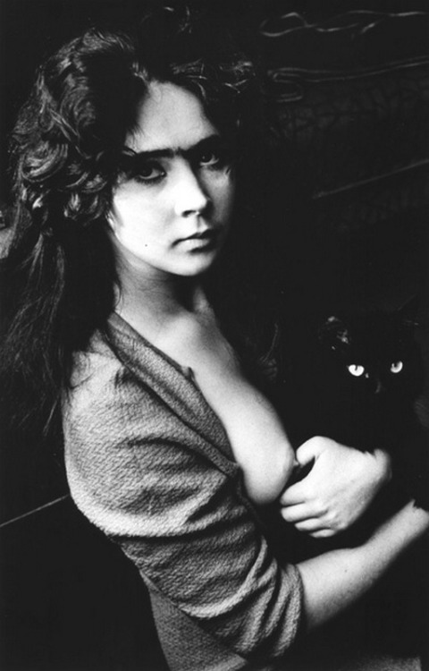 the-night-picture-collector:Boris Smelov, A Girl with a Cat, 1987