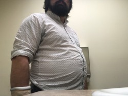 beefy94:  Post lunch belly. I think sitting on my fat ass at work all day is only contributing to its size.