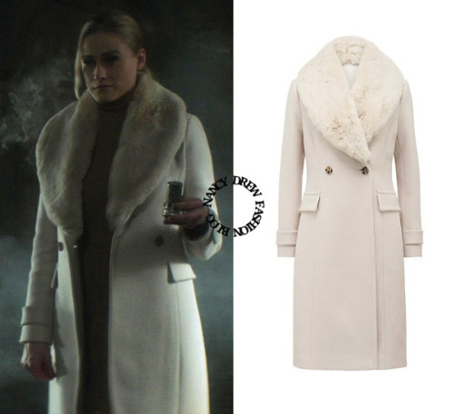  Who: Olivia Taylor Dudley as Charity Hudson DowWhat: Ever New Lucy Faux Fur Collar Crombie Coat - $