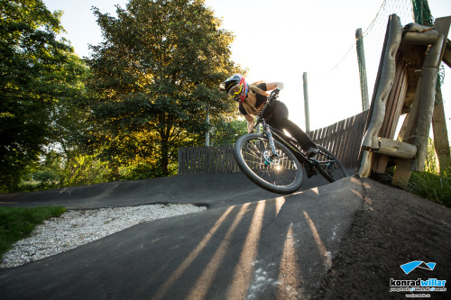 katrinkarkhof:  Fotos von www.roggenbuck-photodesign.de/ ♥♥♥ Pumptrack-Paradise Stuttgart ♥♥♥