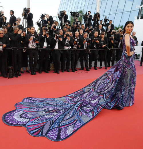 bunjywunjy: atenderofsycamoretrees: Aishwarya Rai attends the 2018 Cannes Film Festival in Michael C