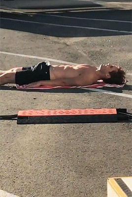bootybulgeheaven:  KJ Apa