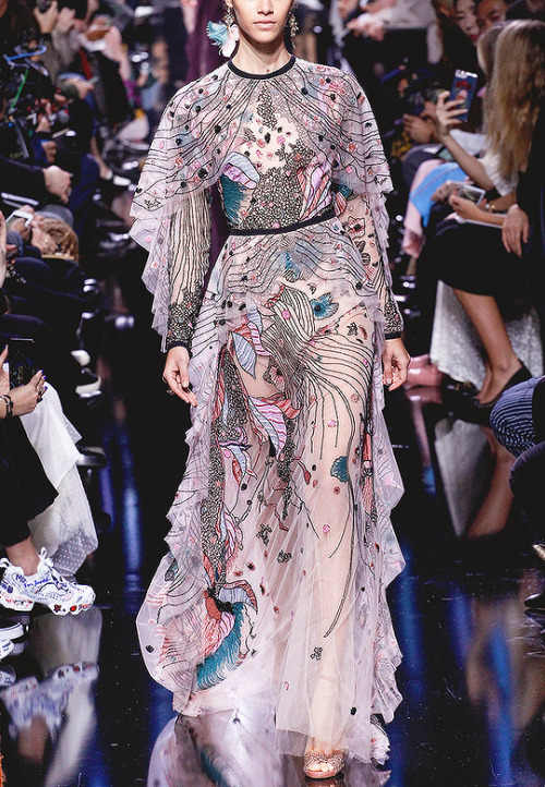 evermore-fashion:Favourite Designs: Elie Saab Fall 2017 Ready-to-Wear Collection