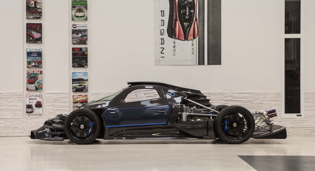itcars:  Details: Pagani Zonda Revolucion 