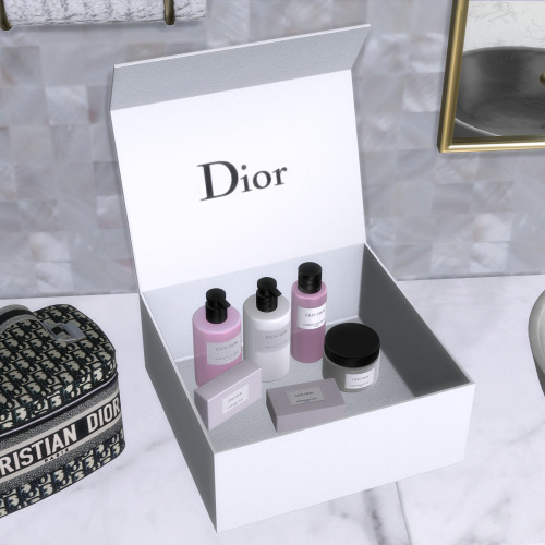 LA COLLECTION PRIVÉE CHRISTIAN DIOR      - Gris Dior Set This 7-Piece Set Con