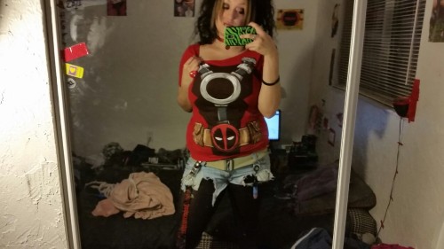 notmysecret:  I took better pictures of my ootn on my phone n_n